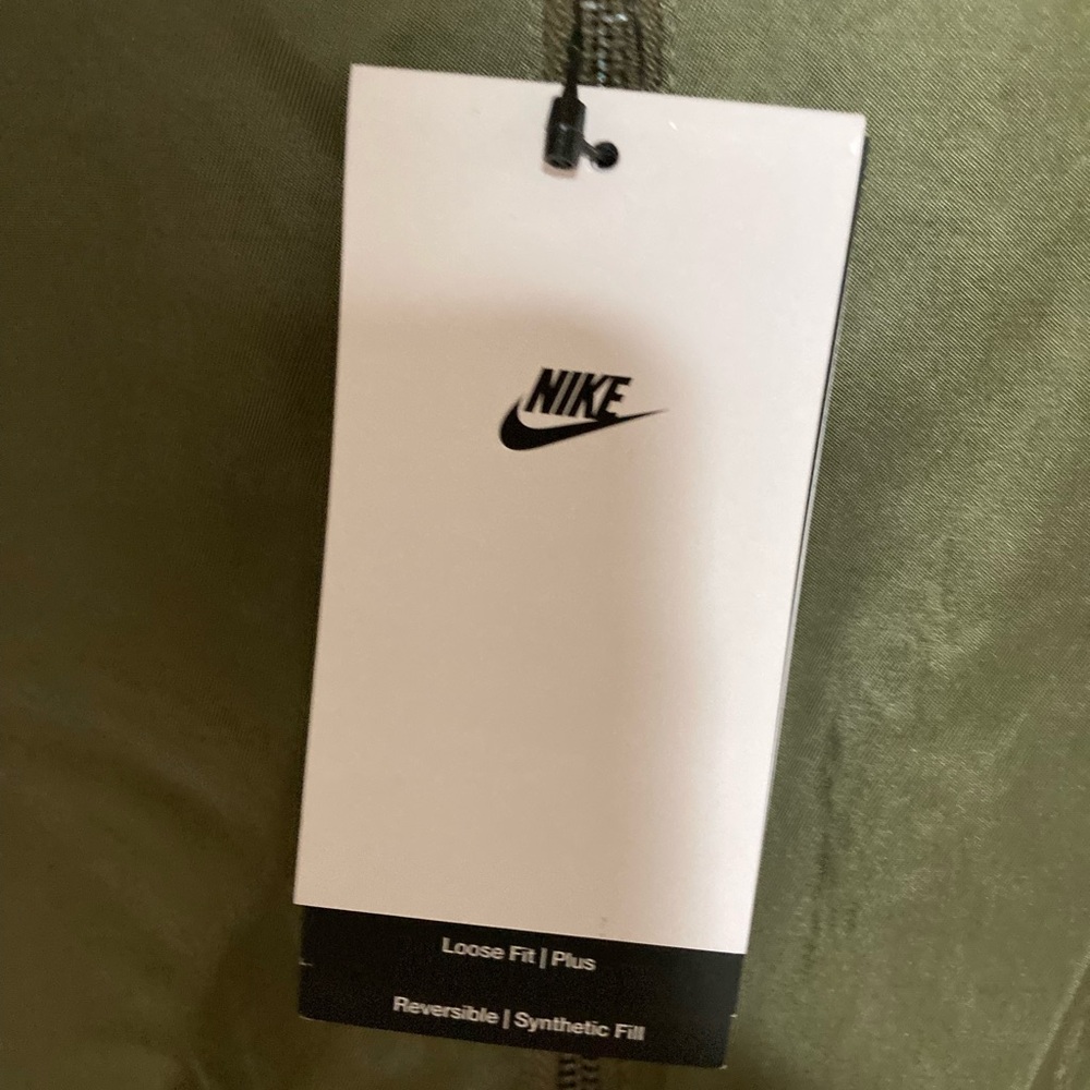 NWT Nike Loose Fit Reversible Jacket Plus Size 2X - Picture 15 of 15